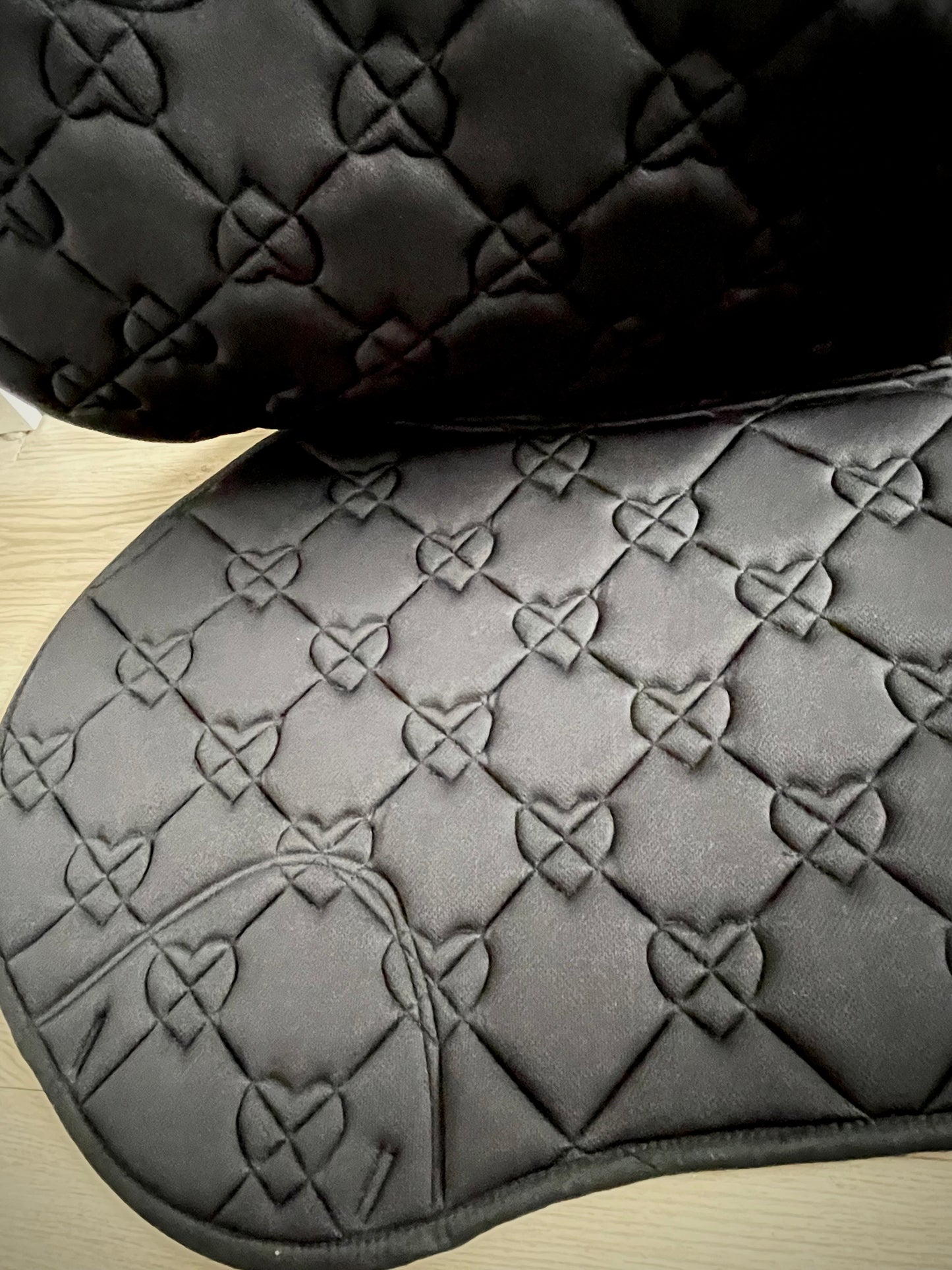 Tapis saut AE noir satiné gr. Full