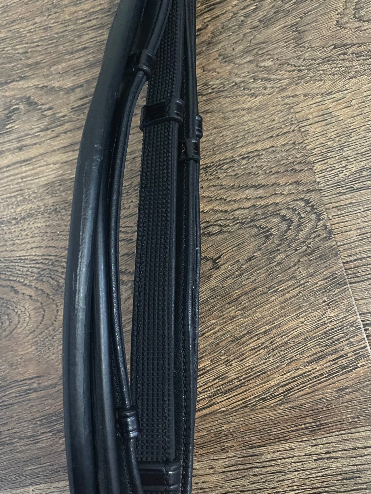 Rênes *NEUVES* noires cuir Italien 🇮🇹