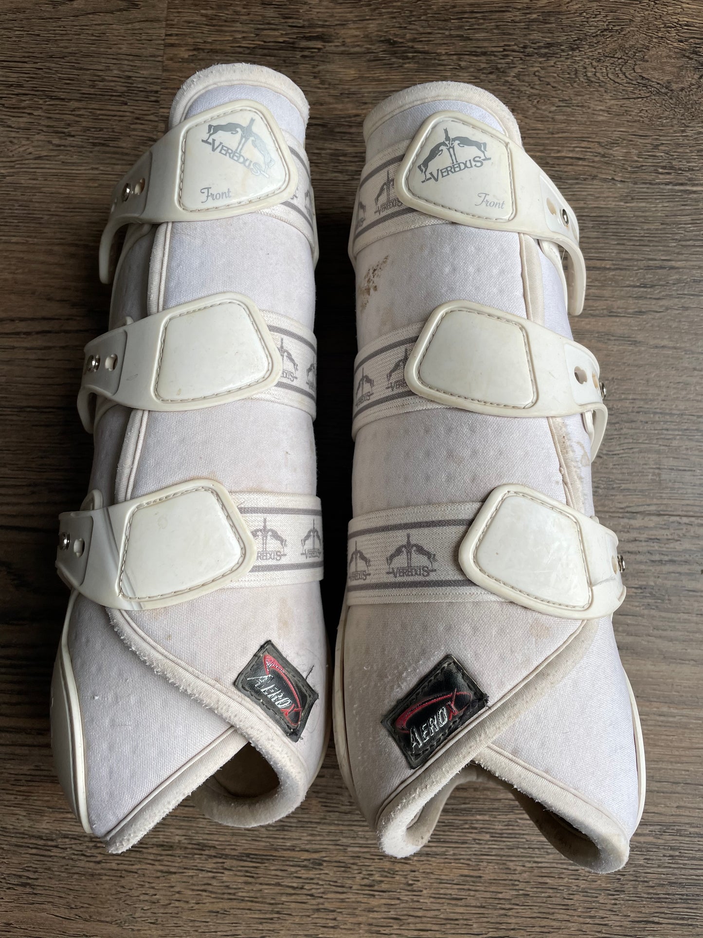 Guêtres Veredus dressage (avant)