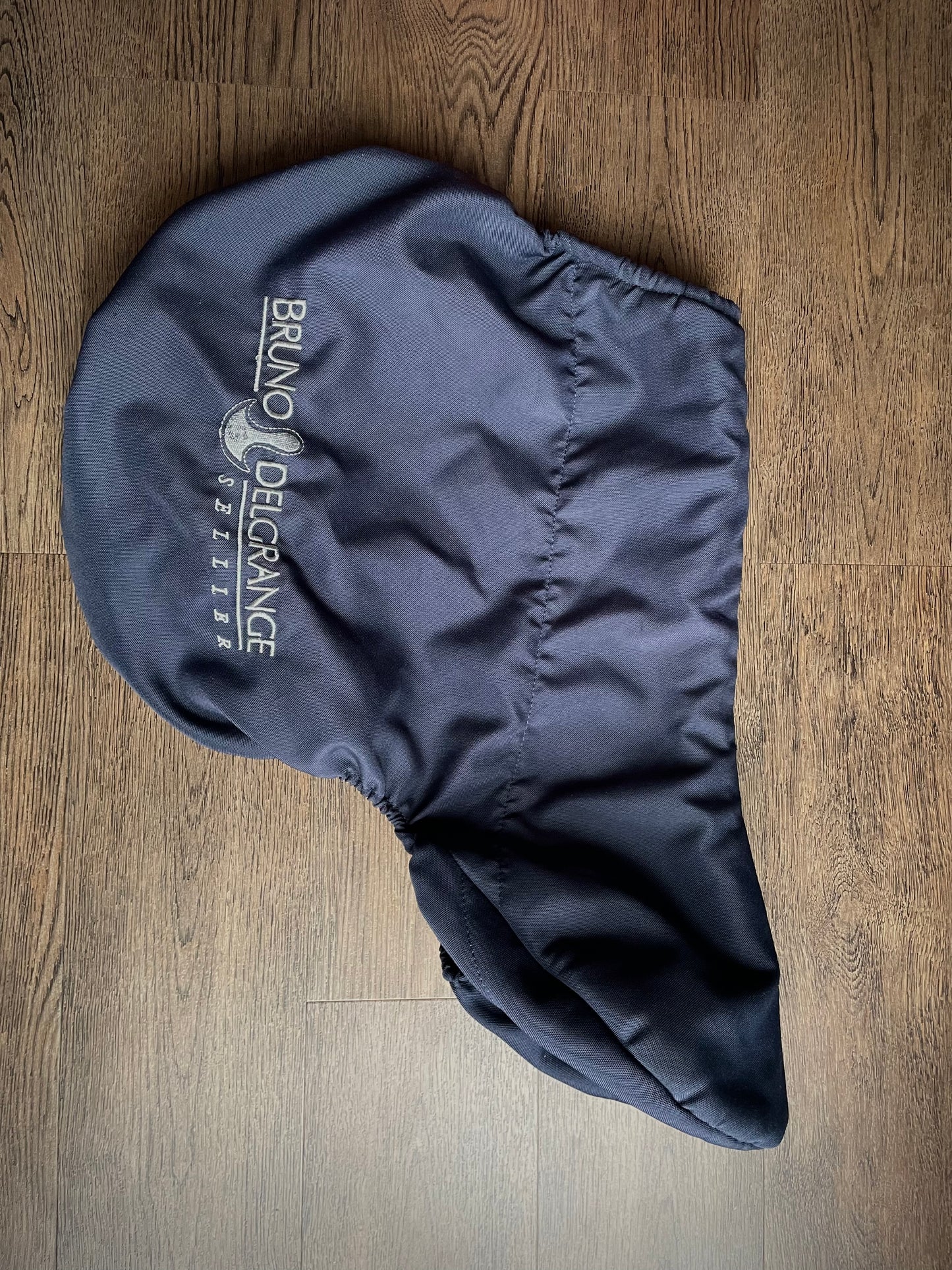 Couvre selle Bruno Delgrange