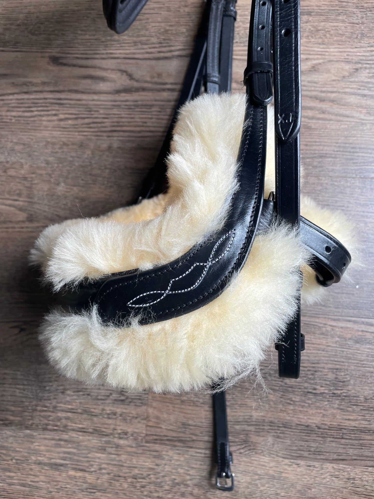Bride (cuir noir) Milestone avec mouton amovible) gr.WB