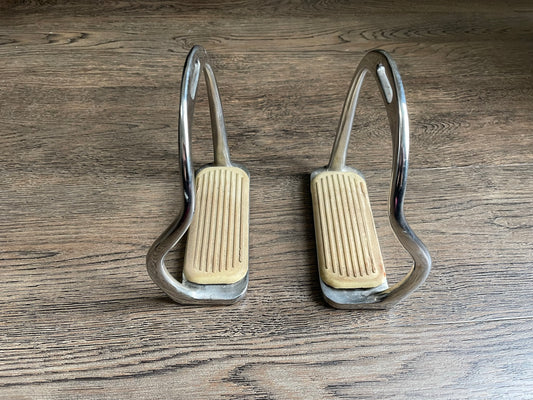 Étriers sécuritaires en “S”