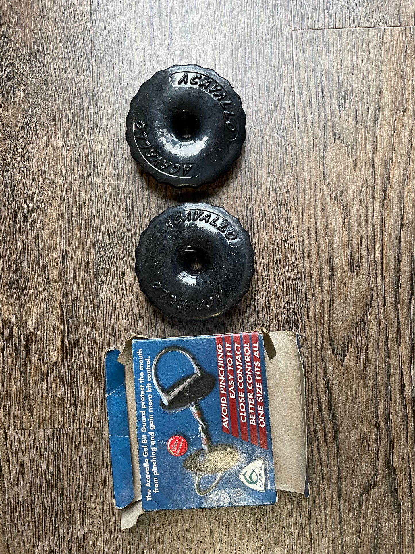 Bit guards Acavallo