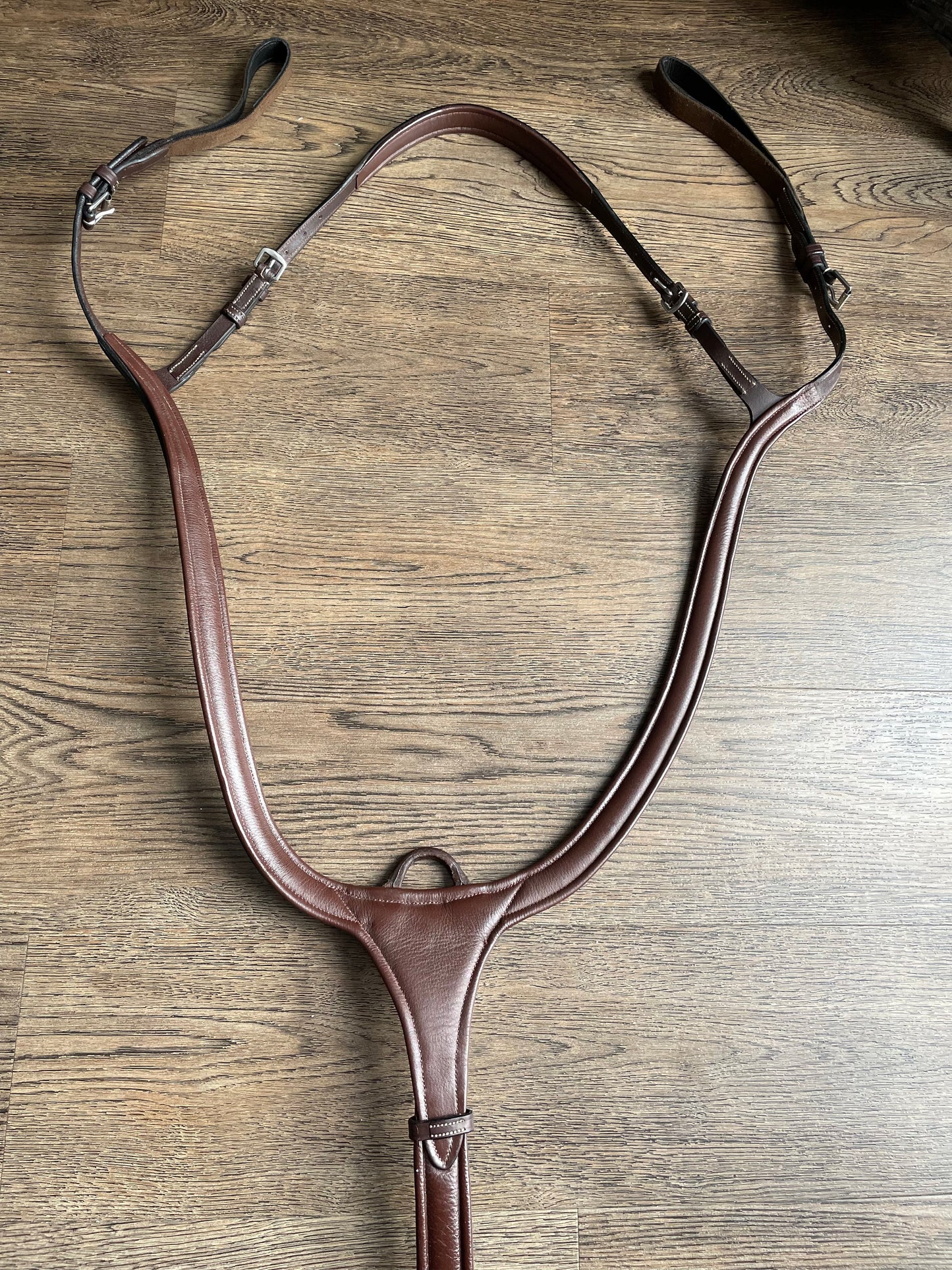Dy’on long bridge breastplate
