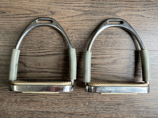 Étriers (branches articulées)