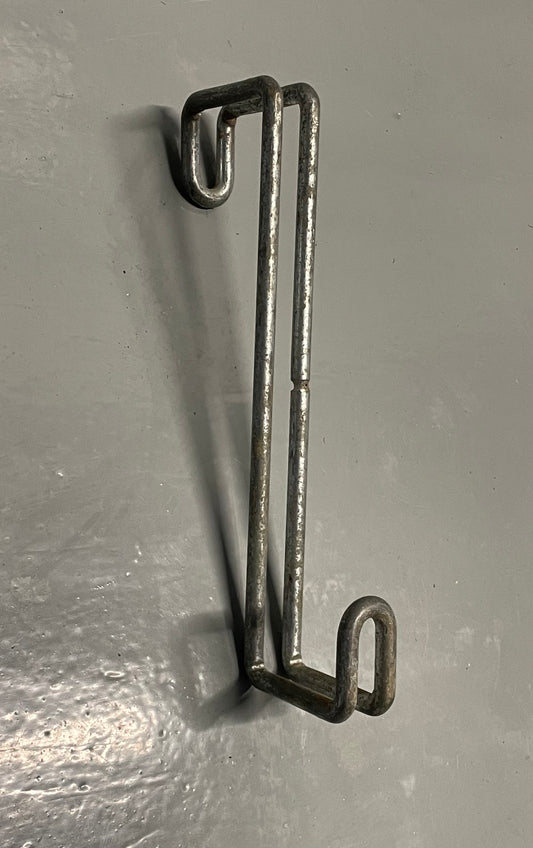 Crochet pour chaudière 9"