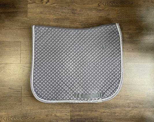 Tapis dressage gris