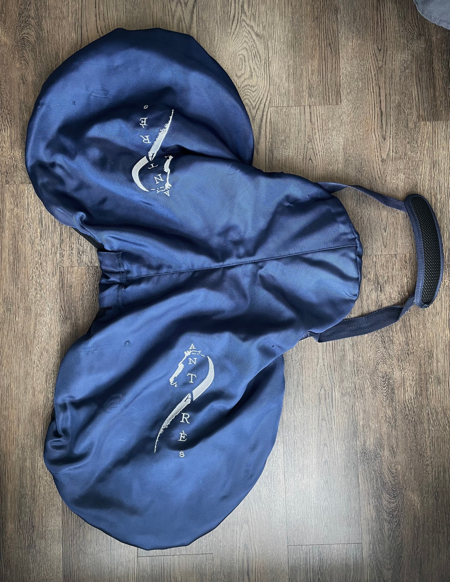 Couvre-selle Antarès